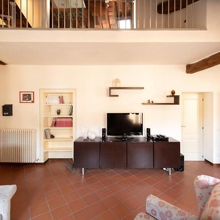 Serena Apartment, Cosy Close Center Town 卢卡 外观 照片