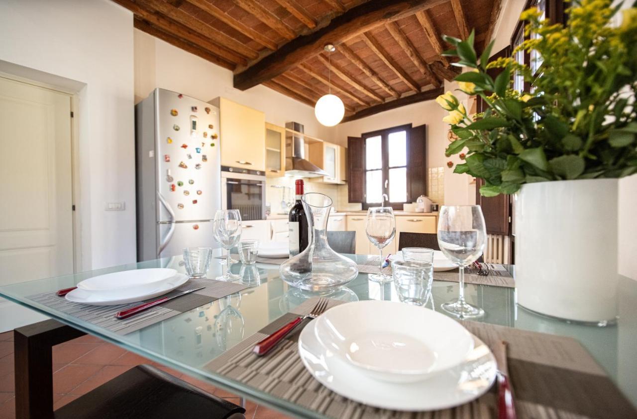 Serena Apartment, Cosy Close Center Town 卢卡 外观 照片