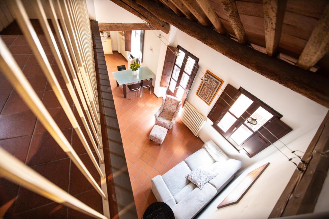 Serena Apartment, Cosy Close Center Town 卢卡 外观 照片