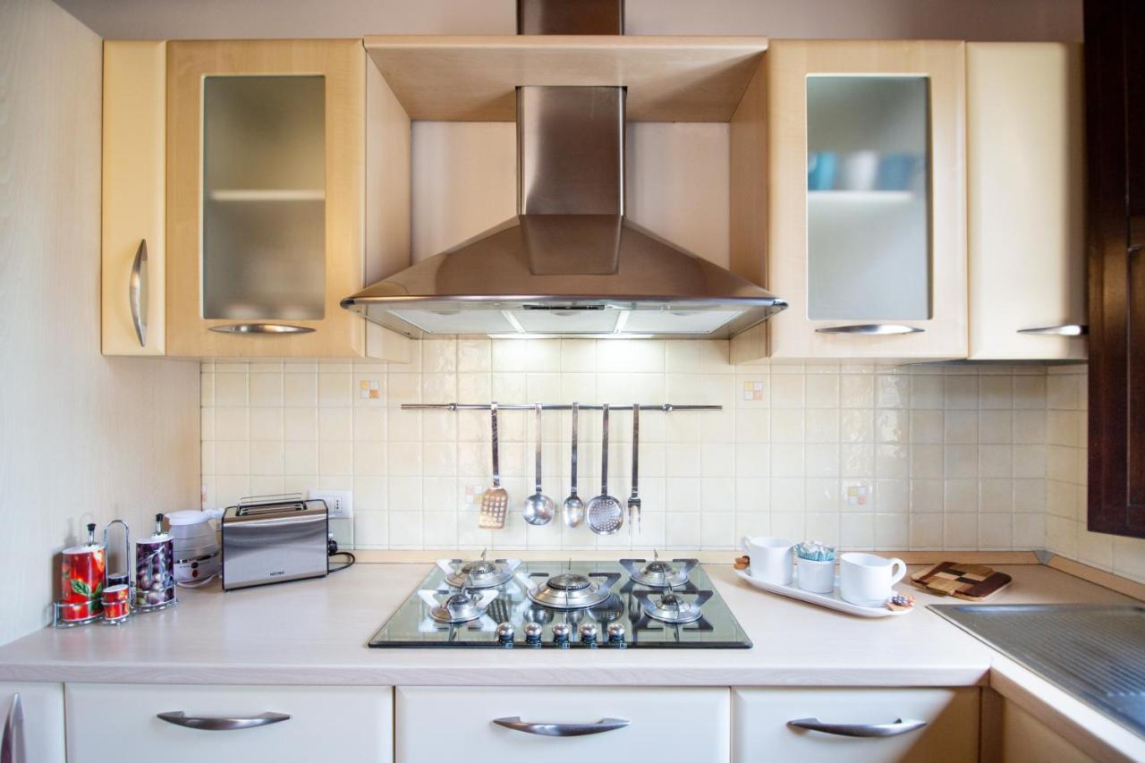 Serena Apartment, Cosy Close Center Town 卢卡 外观 照片