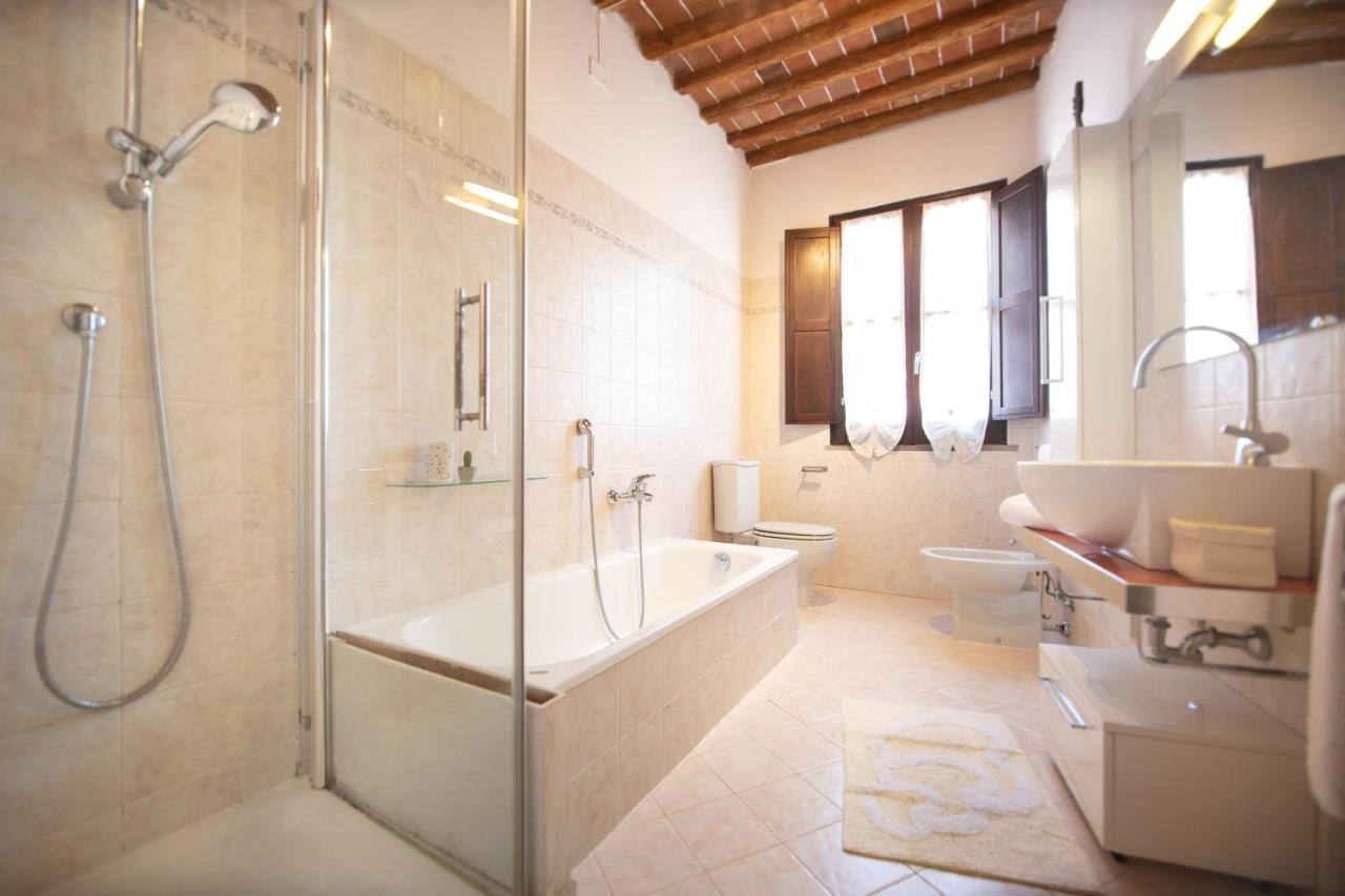 Serena Apartment, Cosy Close Center Town 卢卡 外观 照片