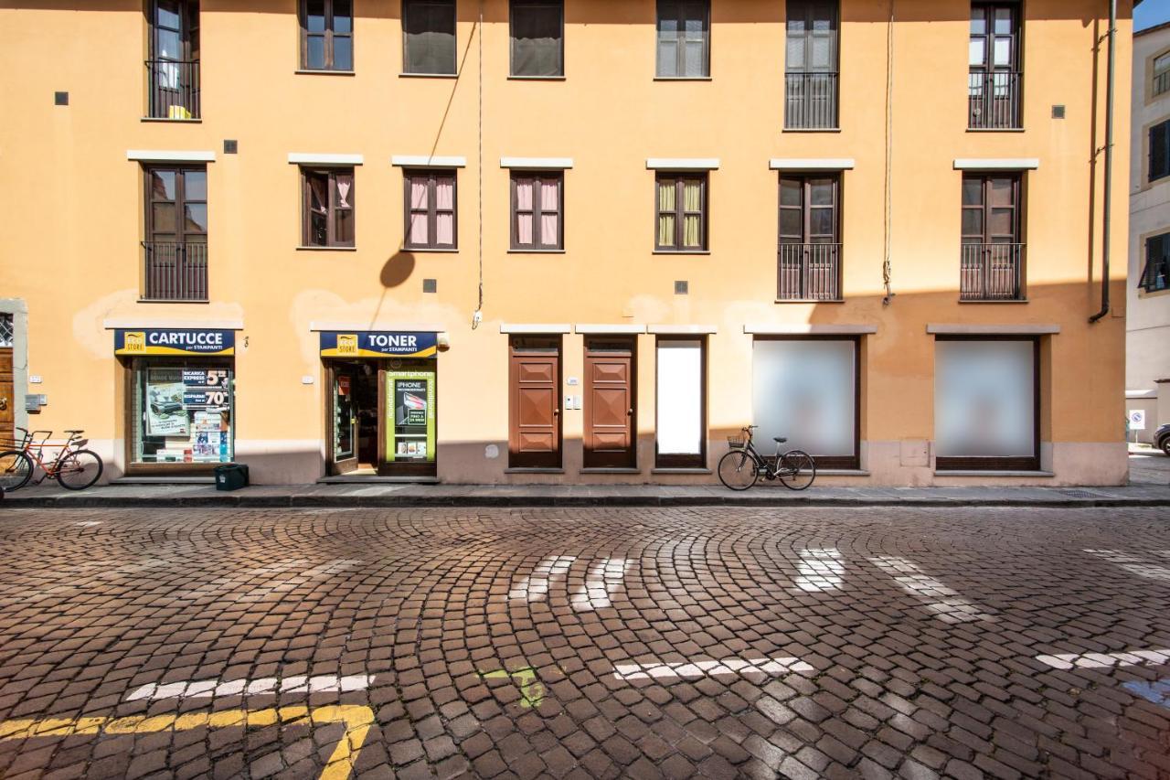 Serena Apartment, Cosy Close Center Town 卢卡 外观 照片