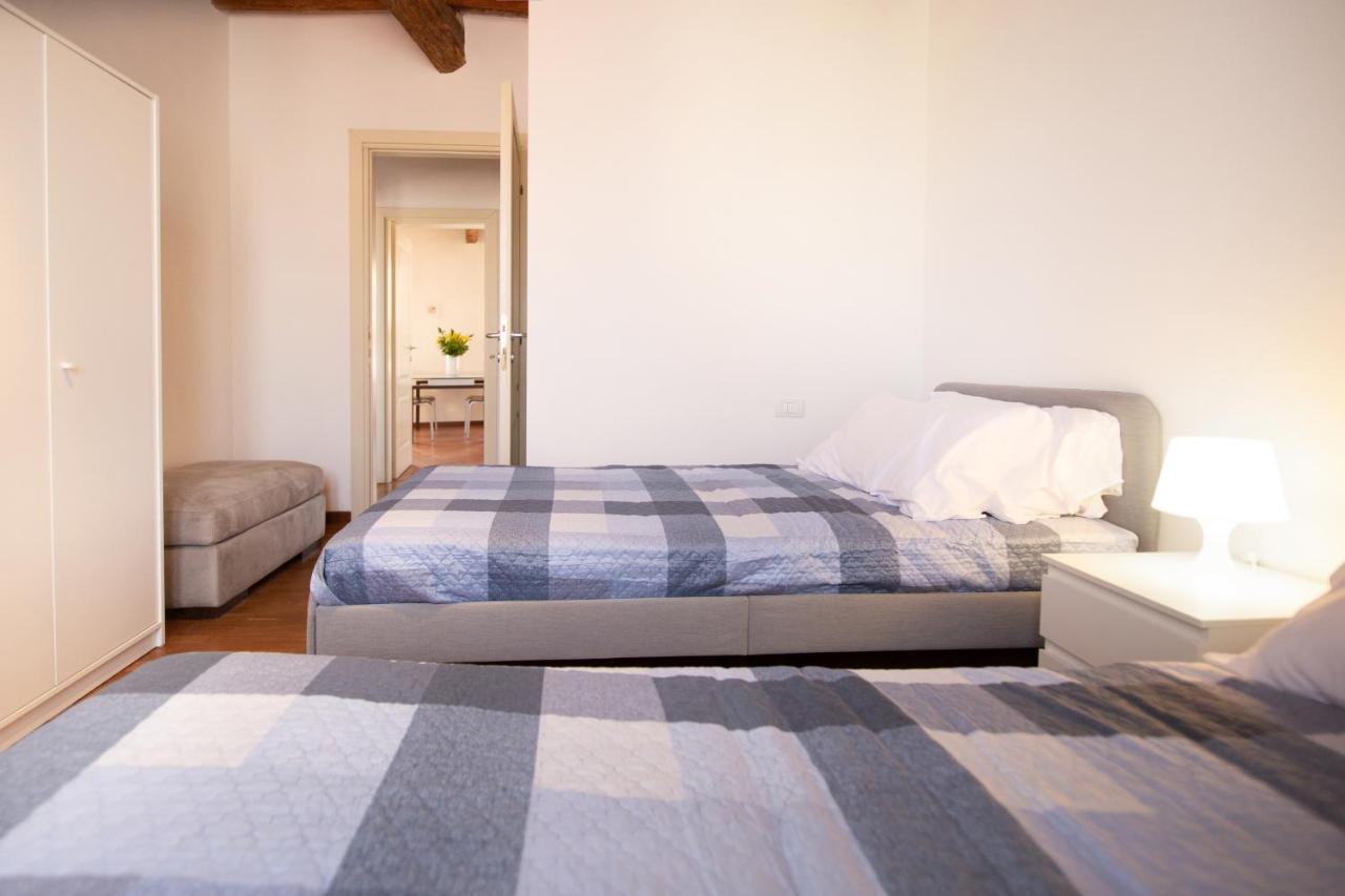 Serena Apartment, Cosy Close Center Town 卢卡 外观 照片