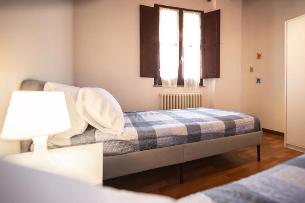 Serena Apartment, Cosy Close Center Town 卢卡 外观 照片